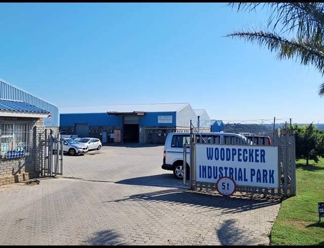 244M² WAREHOUSE RENTED IN WESTERING